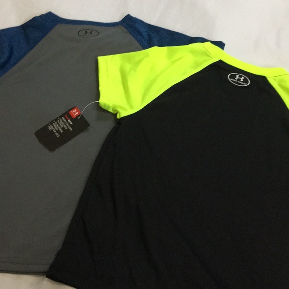 🔹NWT 2 Under Armour Heat Gear Tees , Boys 4 - Picture 5 of 7